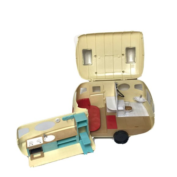 Calico Critters Caravan Family Camper 2018 Cream Green Model #CC2134 - Picture 14 of 14